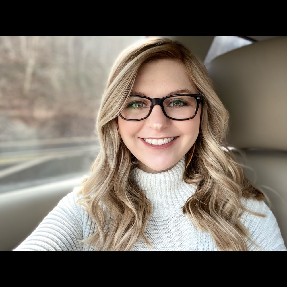 Meet your Posher, Deanna